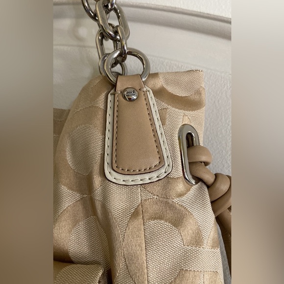 Coach Kristine Signature Handbag - Gently Used - Great Condition Large -… - Picture 4 of 11